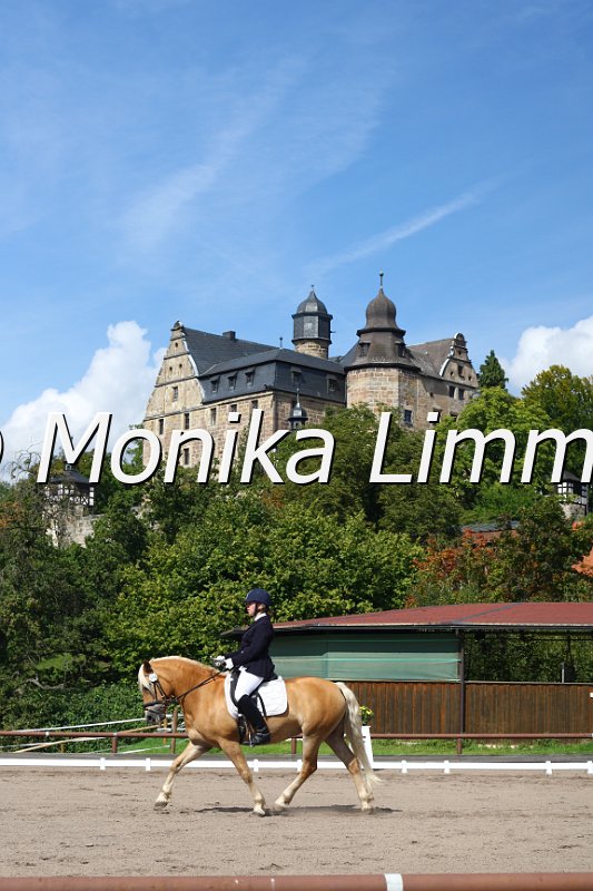 009M2566_Olivia_Dressur E.JPG